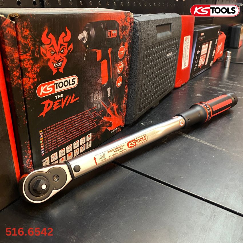 Cờ lê lực 40-200 Nm 516.6542 đầu lắc đảo chiều KS