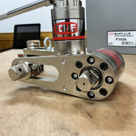 thông số Cờ lê nhân lực 3000 Nm TONE Japan P300A