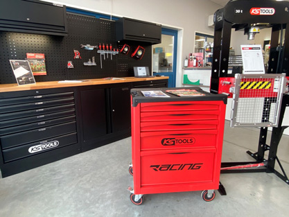 Setup Dụng cụ thiết bị workshop sửa chữa