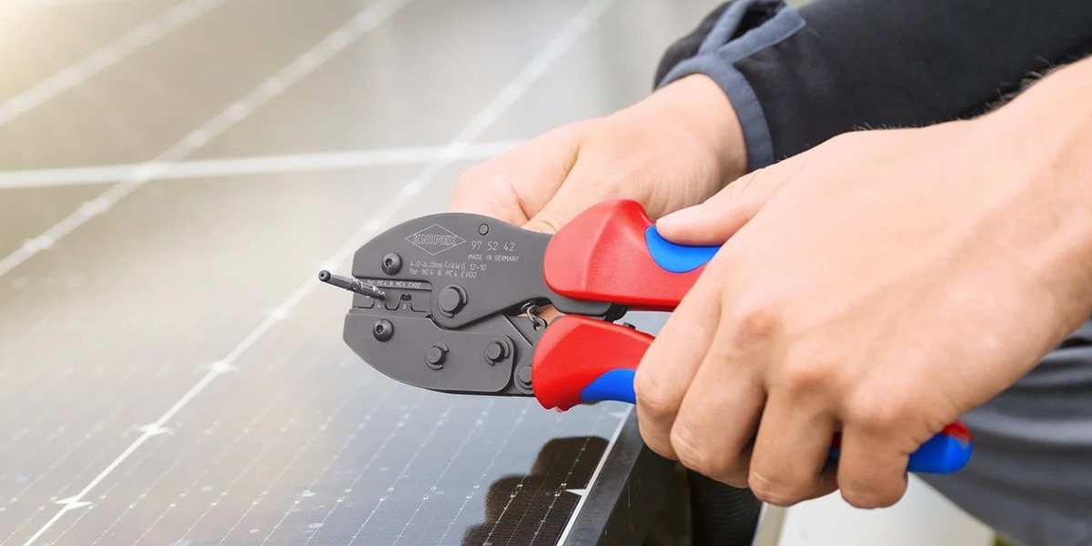 Ứng dụng của kìm Knipex trong ngành công nghiệp và nghề nghiệp