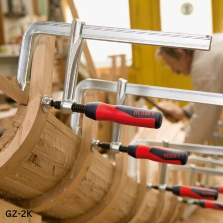 ứng dụng Cảo chữ F tay vặn nhựa 2 thành phần BESSEY GZ-2K lực 6000N