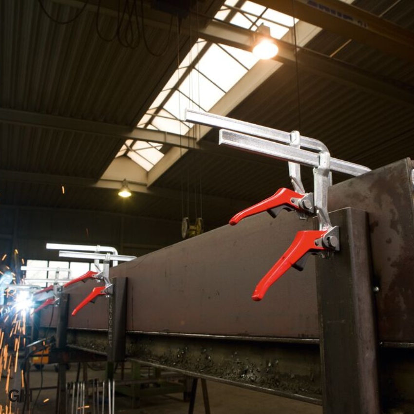 ứng dụng Cảo kẹp nhanh chữ F, kiểu bánh răng BESSEY GH