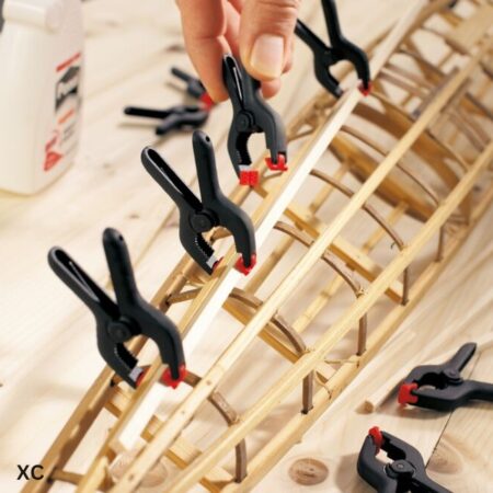 ứng dụng Kẹp gỗ chữ A, bằng nhựa kẹp nhanh kiểu lò xo Bessey XC