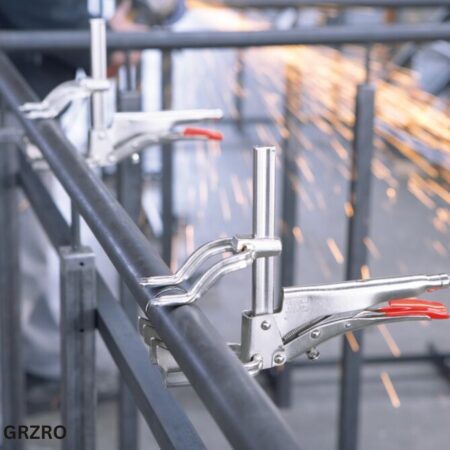 ứng dụng Kẹp ống kim loại 4 ngàm, độ mở ngàm 0-110mm, Bessey GRZRO