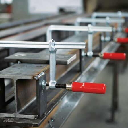 cách dùng Cảo chữ F tay vặn cán gỗ, độ mở ngàm từ 100-1000mm, Bessey GS