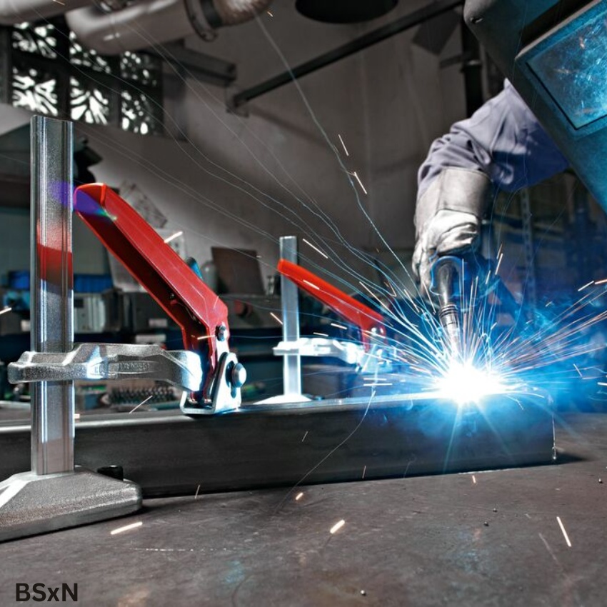 ứng dụng Kẹp phôi trên bàn máy công cụ, lực kẹp 10000N BESSEY BSxN