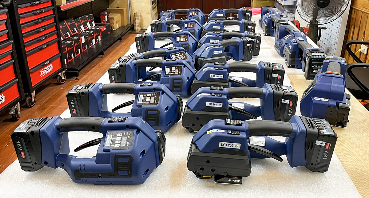 máy đóng đai dây nhựa CYklop tại triển lãm hardware handtools 2026